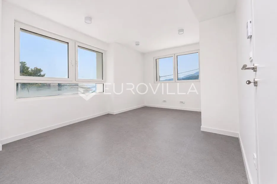 opatija privé, ekskluzivan trosoban stan 84 m², bazen, teretana - slika 11