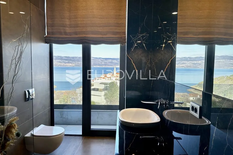 otok krk, vrbnik, luksuzna villa s bazenom - slika 23