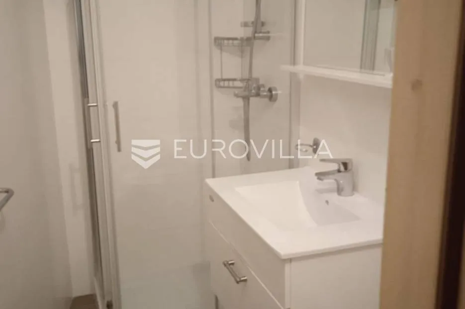 istra, rovinj, kuća u nizu, u centru grada sa pogledom na more - slika 13