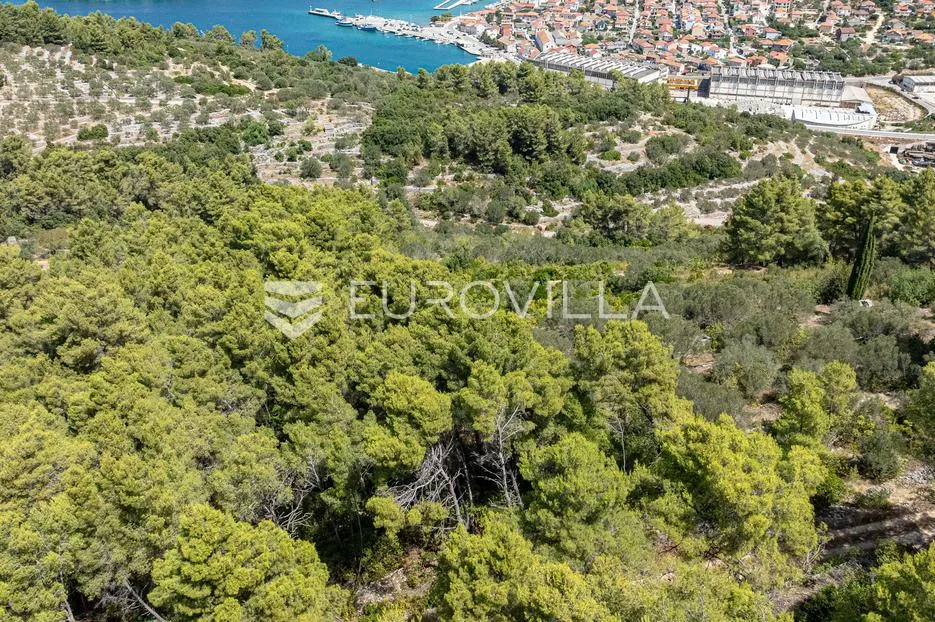 otok korčula, vela luka, poljoprivredno zemljište blizu mora - slika 3