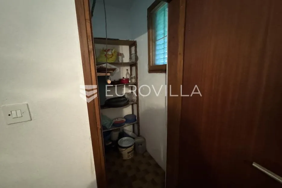 paučje, vikendica 95 m² s velikim potencijalom na zemljištu od 2622 m² - slika 12