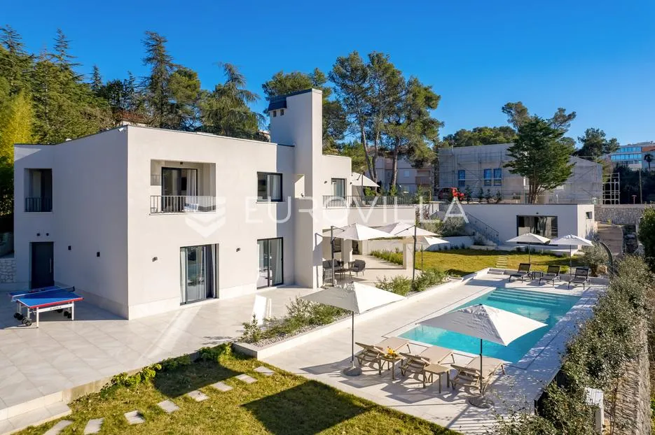 otok krk, malinska, luksuzna vila s dva apartmana u prvom redu do mora - slika 3