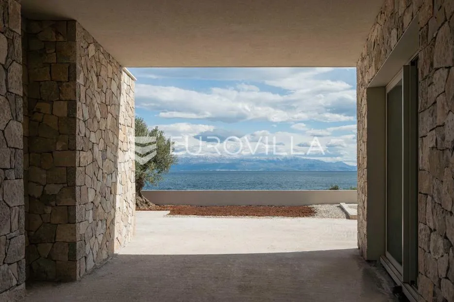 šolta, jedinstvena moderna vila s otvorenim pogledom na more - slika 3