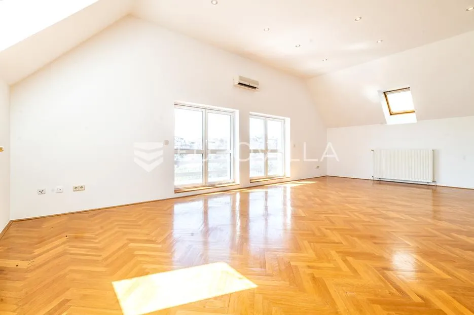 zagreb, pantovčak, pavlinovićeva, dvoetažni peterosoban stan sa balkonom, 170 m² - slika 2