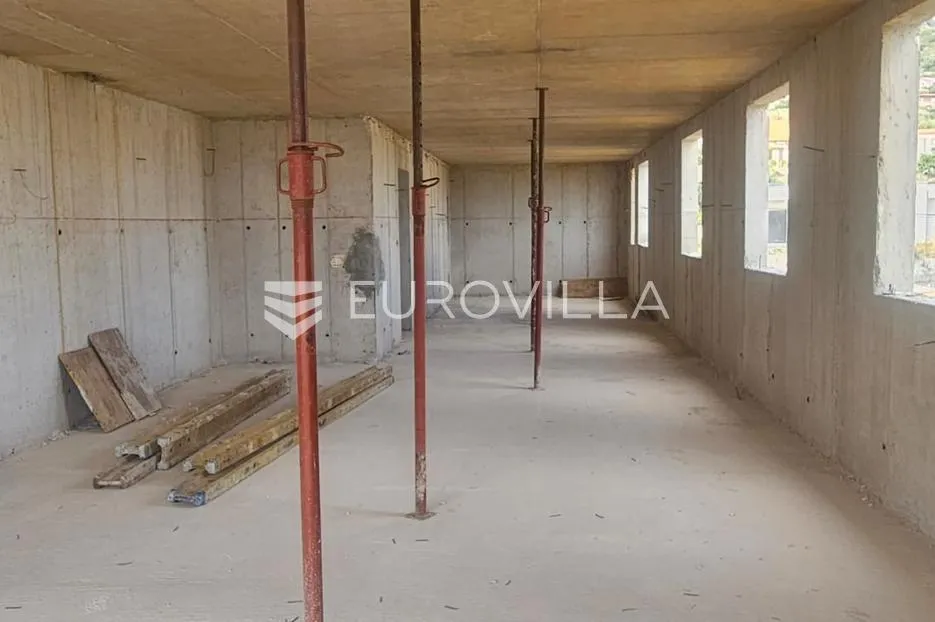 trogir, seget donji stan 87,6 m² s pogledom na more, novogradnja s garažom i liftom - slika 6