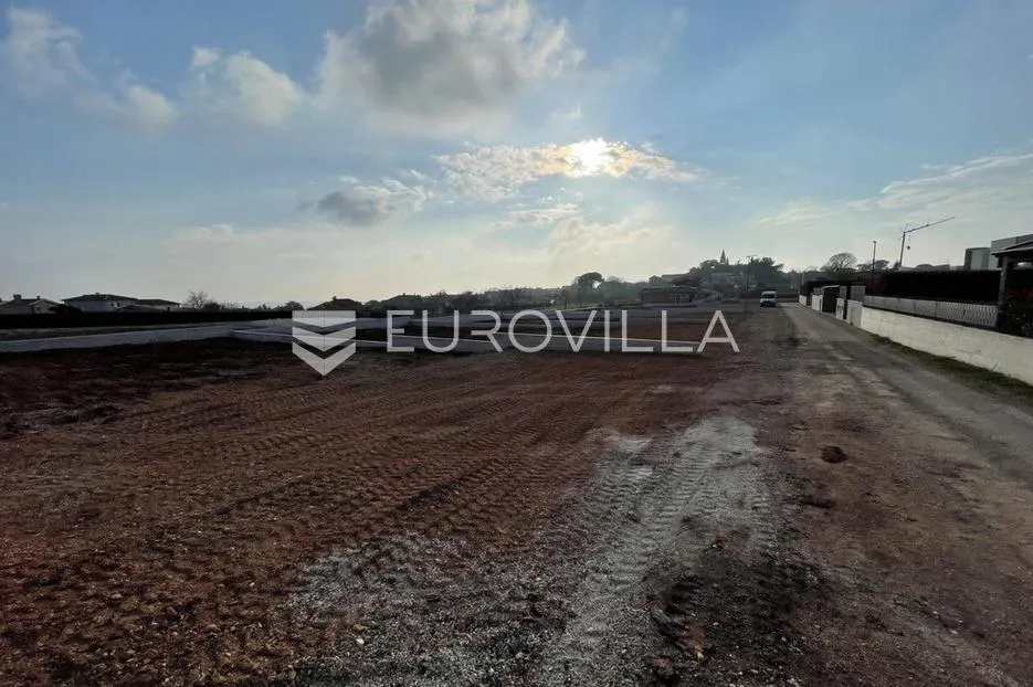 istra, kaštelir, građevinsko zemljište 808m2 s projektom i pravomoćnom građevinskom dozvolom - slika 32