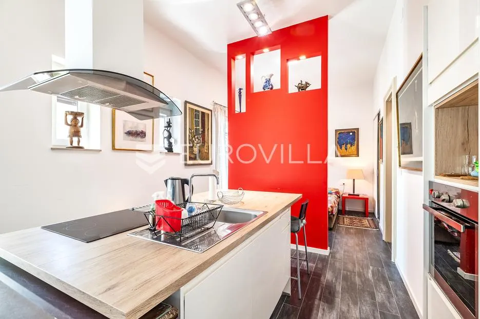zagreb, donji grad, prekrasan dvosoban stan uključeni režijski troškovi 55 m² - slika 3