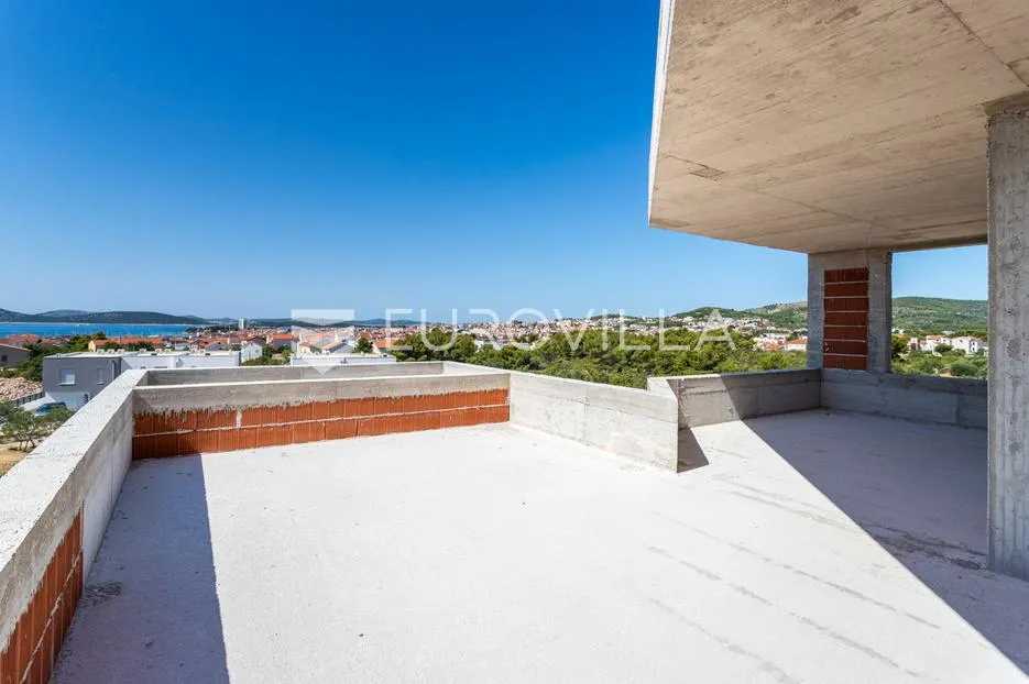 vodice, prekrasan trosoban penthouse s pogledom na more, 143,31 m² - slika 8