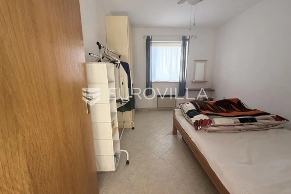 istra, ližnjan, dvosoban stan u prizemlju s prostranom natkrivenom terasom i vrtom - slika 7