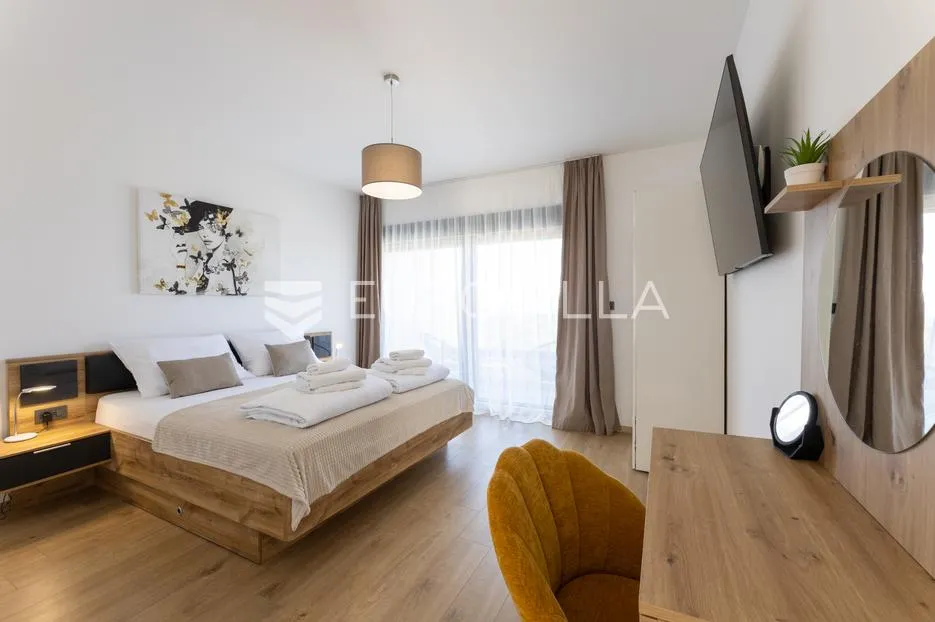 primošten, prekrasna vila s bazenom i pogledom na more, 311,56 m² - slika 25