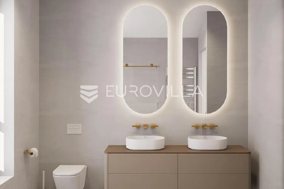 istra, rovinj, ekskluzivan penthouse s tri spavaće sobe s pogledom na more i garažom nkp 144m2 - slika 14