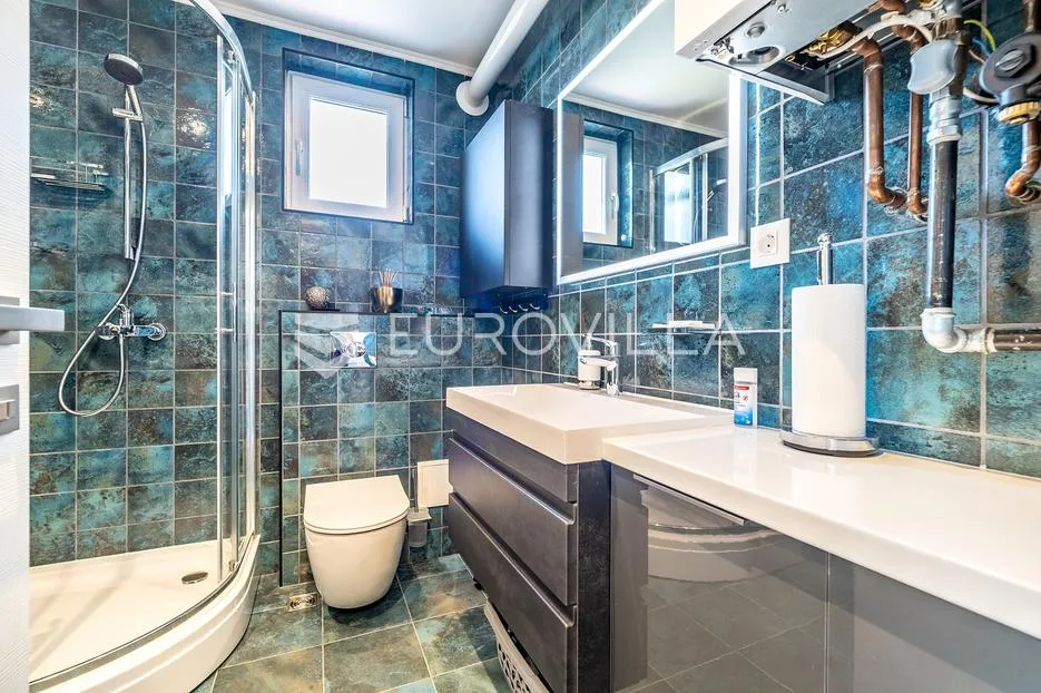 zagreb, kvatrić, domjanićeva, novouređeni trosoban stan sa balkonom, 75 m² - slika 7
