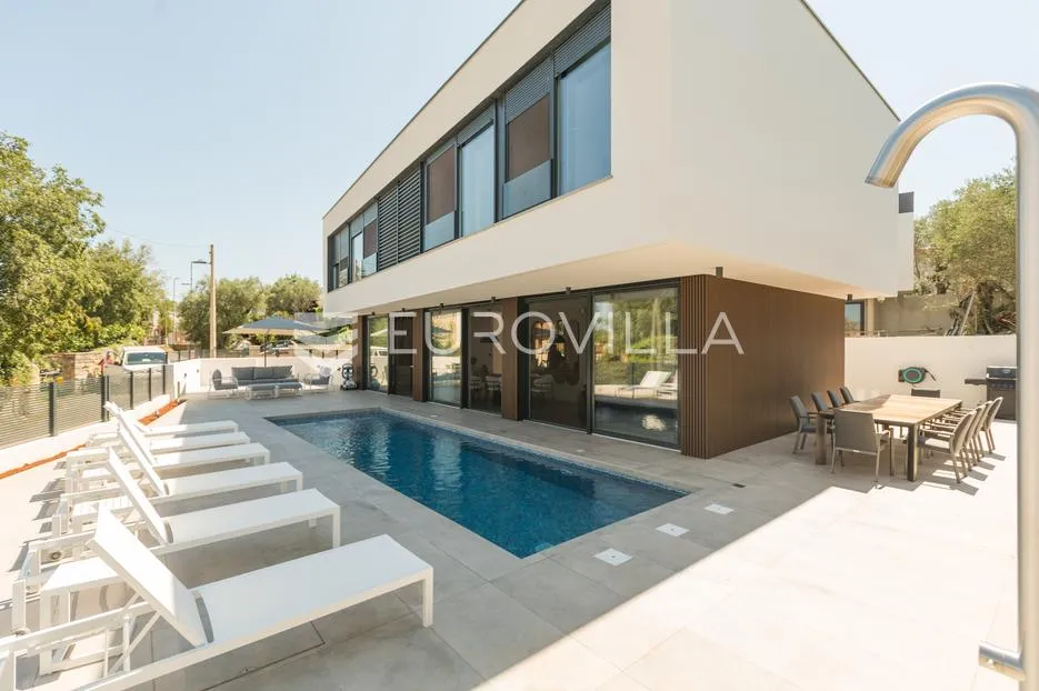 istra, rovinjsko selo, moderna novogradnja 222m2 s bazenom - slika 38