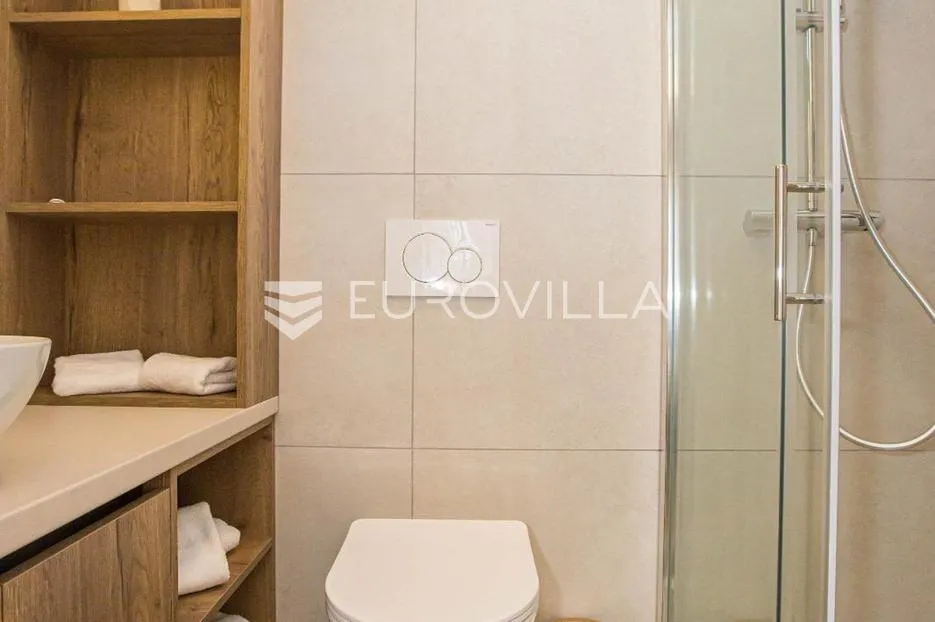 istra, vodnjan, dva renovirana stambena objekta s jacuzzijem na mirnoj lokaciji - slika 18