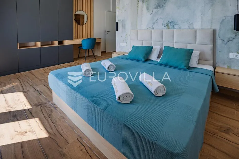 zadar, maslenica, luksuzna villa kraj mora - slika 14