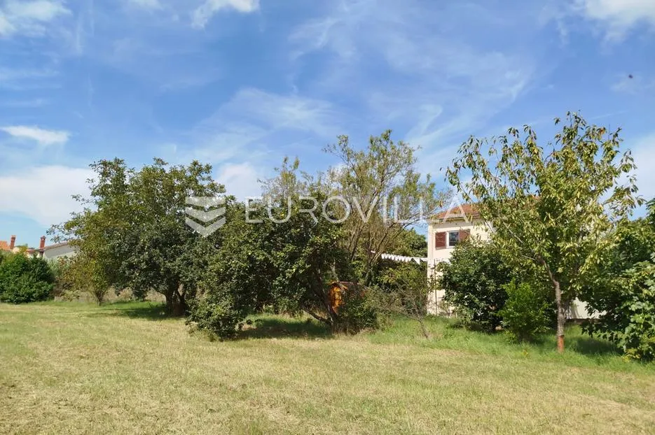 pula, busoler – prostrano građevinsko zemljište 1360 m2 za dom iz snova blizu centra grada - slika 4