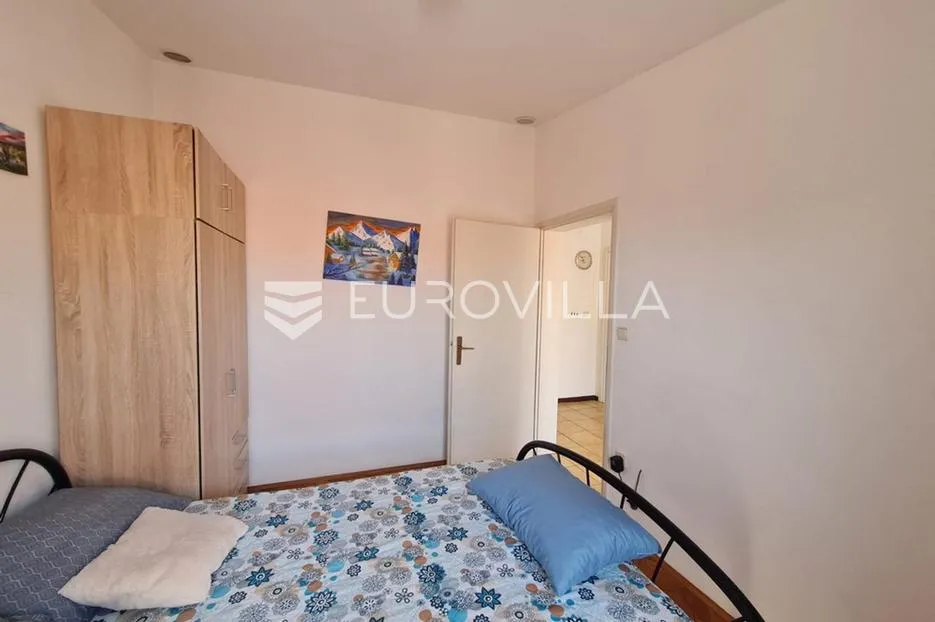 vir, samostojeća kuća, 130 m od plaže s dva odvojena apartmana - slika 44