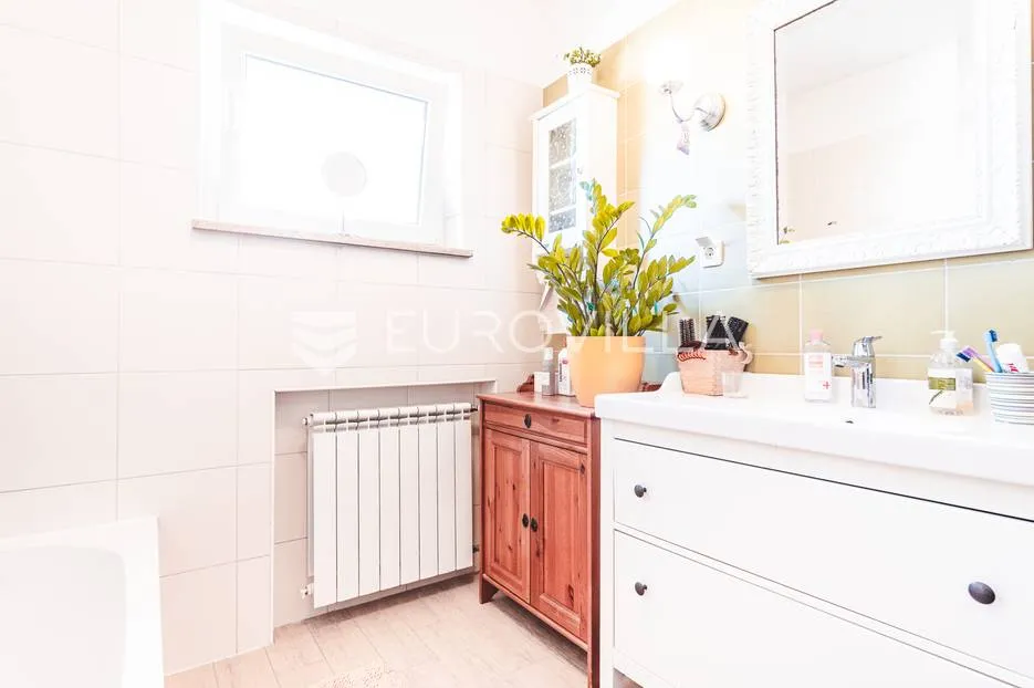 zagreb, gračani, velika obiteljska kuća s neto korisnom površinom od 381 m² - slika 18