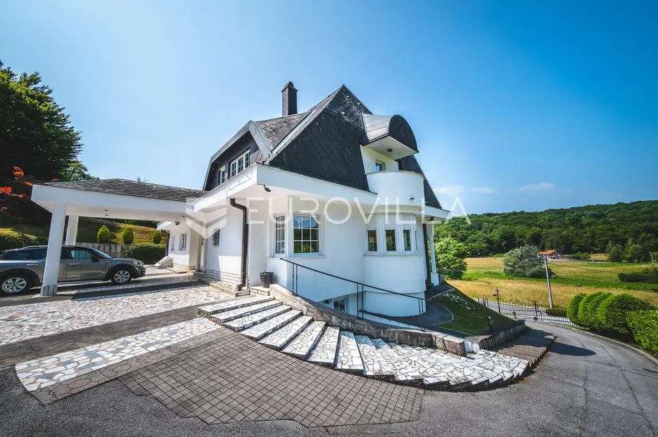 donja pušća, jedinstvena obiteljska villa, parcela 5000 m² - slika 91