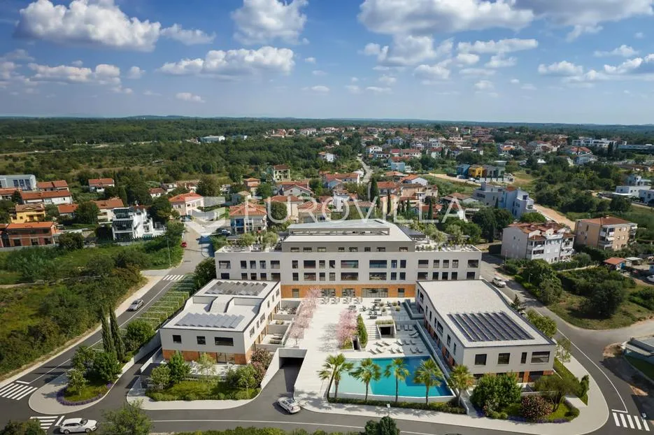 istra, poreč, veli maj, luksuzan dvosoban stan 47 m² novogradnja - slika 1