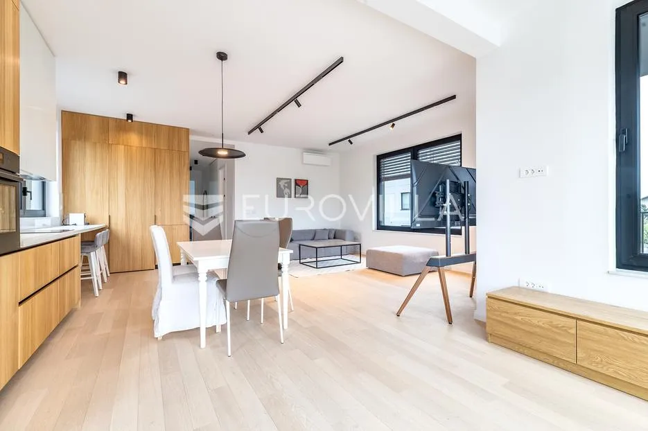 zagreb, srebrnjak, luksuzan trosoban penthouse s garažom novogradnja - slika 2