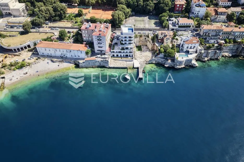 rijeka, pećine, novogradnja, luksuzan četverosoban stan 120,86 m² prvi red do mora - slika 2