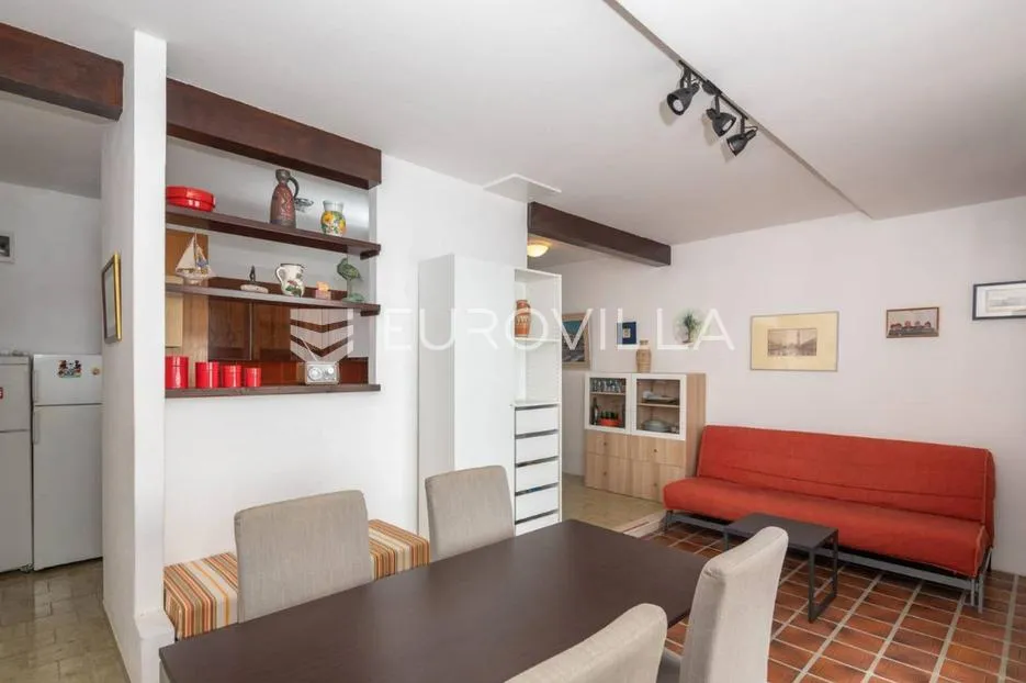 omiš, stanići, eskluzivna vila prvi red uz more - slika 29