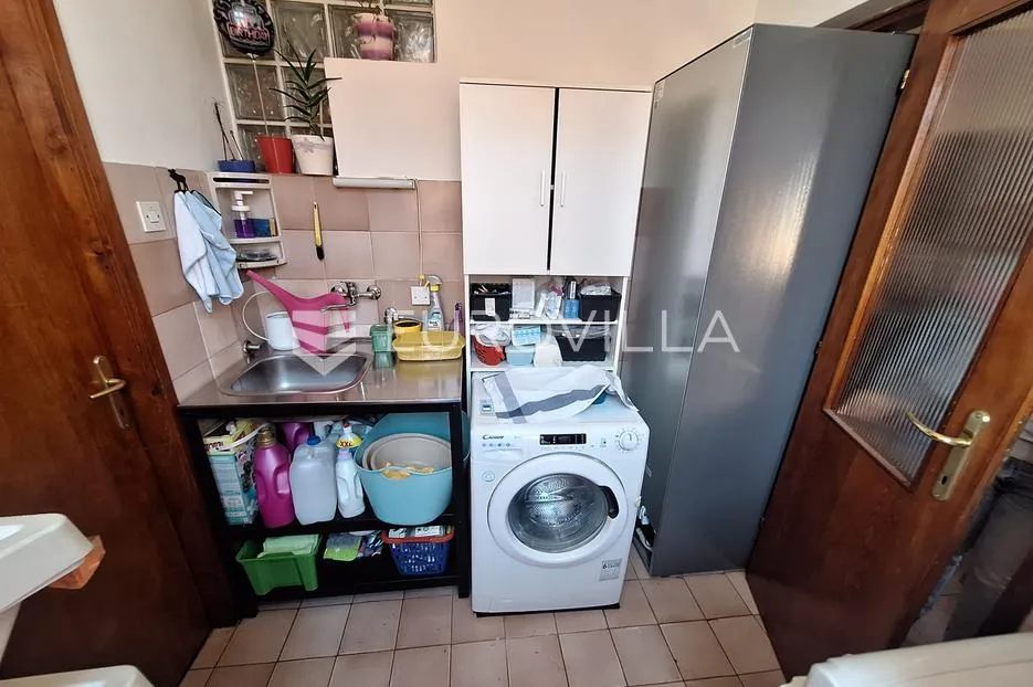 karlovac, centar, stan 231 m², odlična lokacija - slika 14