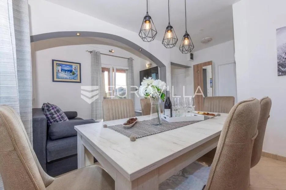 zečevo rogozničko, prekrasna apartmanska kuća s bazenom, 236 m² - slika 8