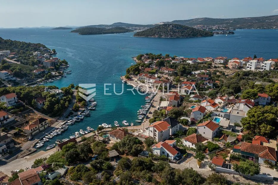 ražanj, novoizgrađena vila u prvom redu do mora - slika 27