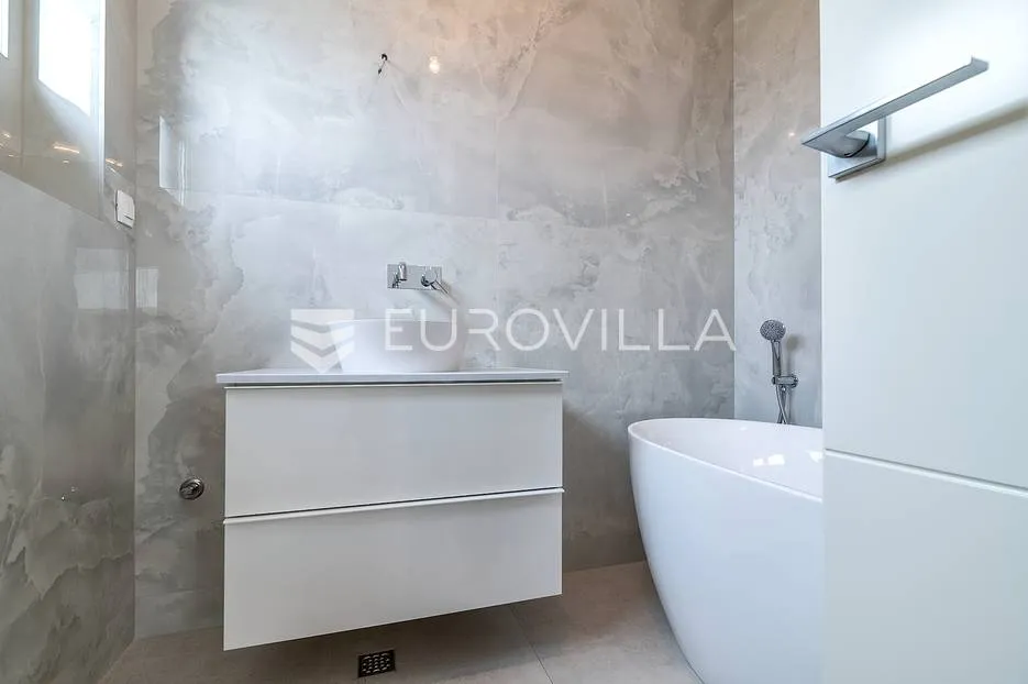 zagreb, maksimir, luksuzan trosoban stan s garažom 104 m² novogradnja - slika 9