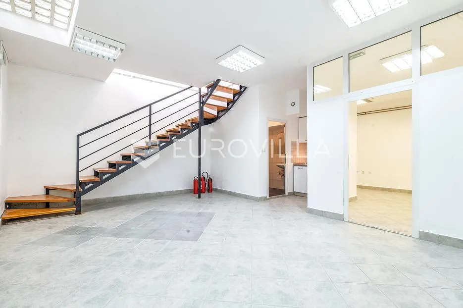 zagreb, trešnjevka, ulični poslovni prostor 70 m² - slika 4