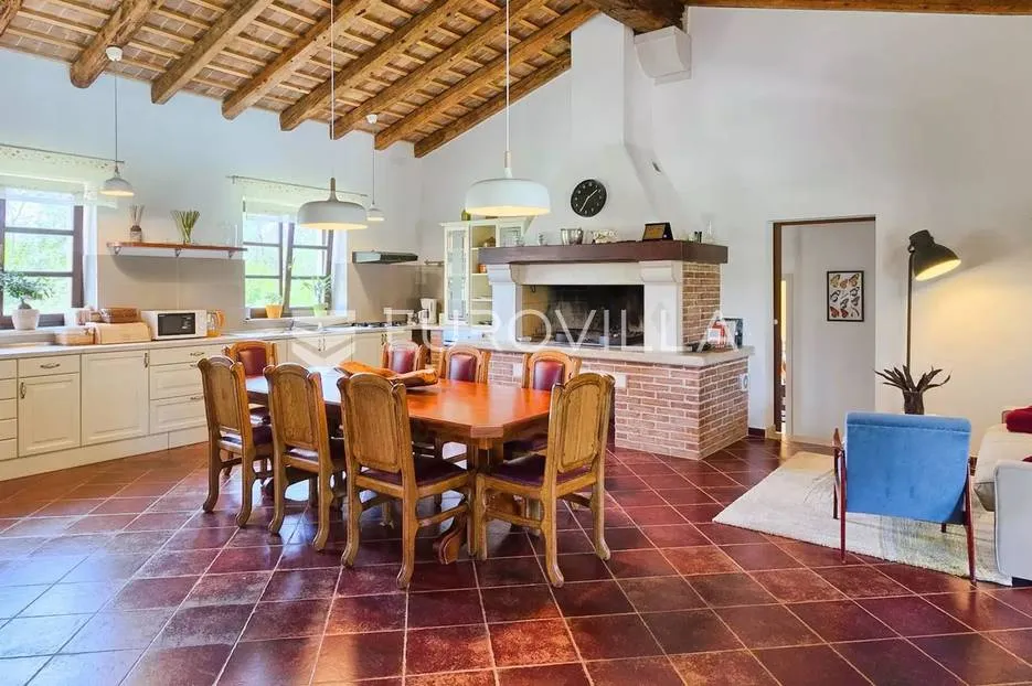 istra, bale, vila s bazenom na imanju od 30.000 m2 u osami - slika 44