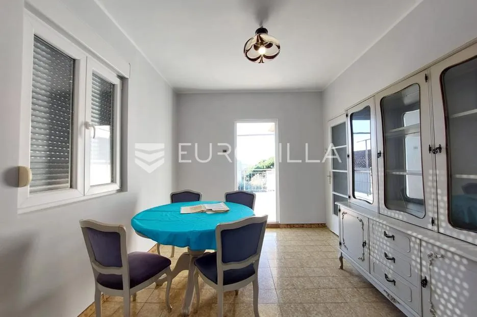 istra, pula, prostran stan na vidikovcu, 141,38 m², parkirno mjesto - slika 4