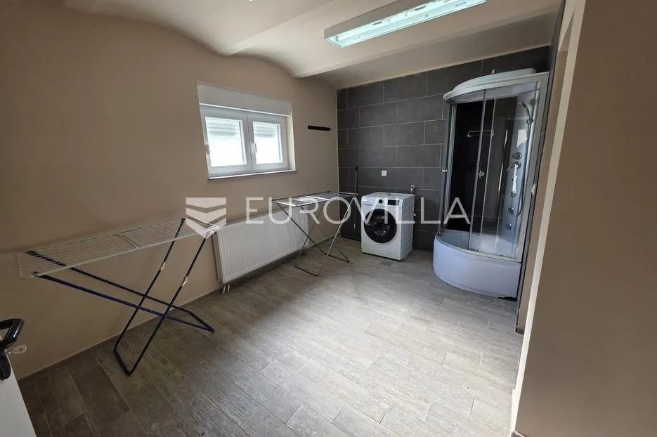 zelina, hrnjanec, stambeno-poslovna kuća, 590 m2 - slika 8