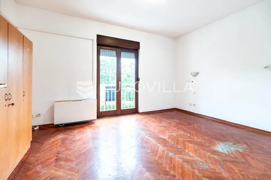 remete, objekt 1.050 m², idealan za vrtić/dom - slika 9