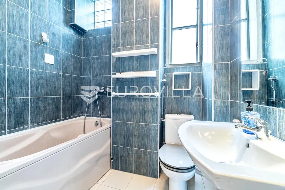 strogi centar grada, medulićeva četverosoban stan 156 m² - slika 8