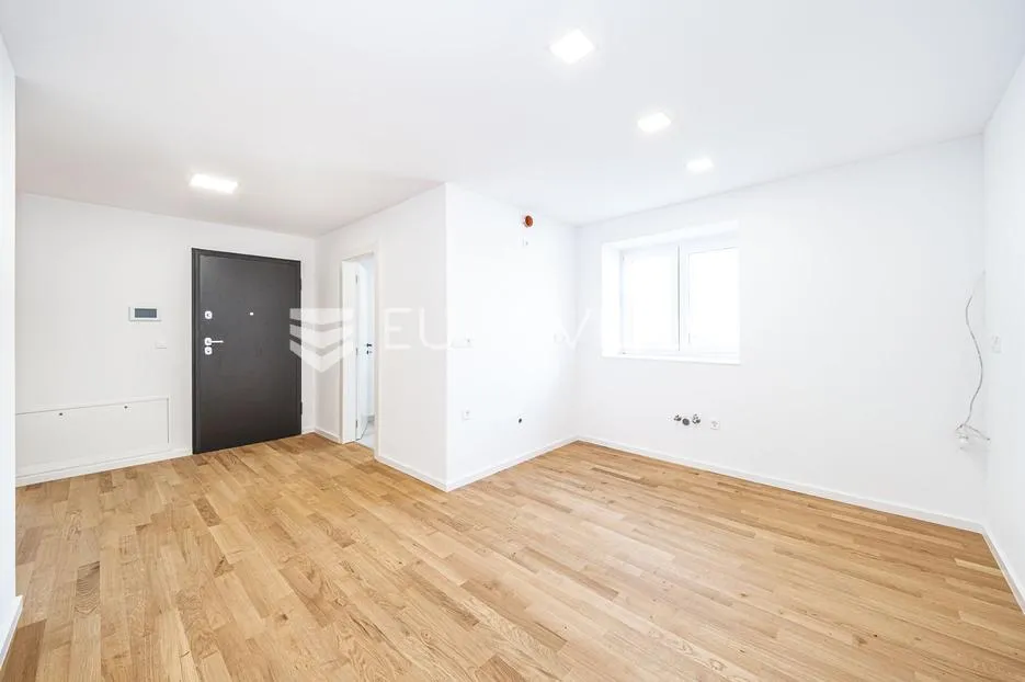 zaprešić, centar, četverosoban stan 160 m² s 4 parkirna mjesta, novogradnja - slika 17