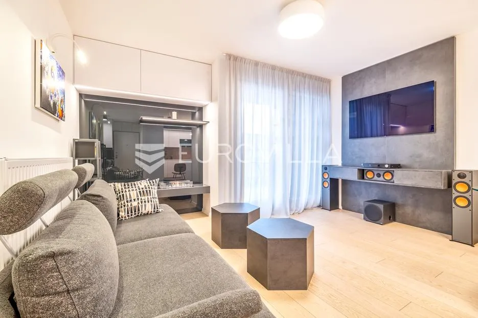 zagreb, ilica, luksuzan dvosoban stan garaža novogradnja 57 m² - slika 2