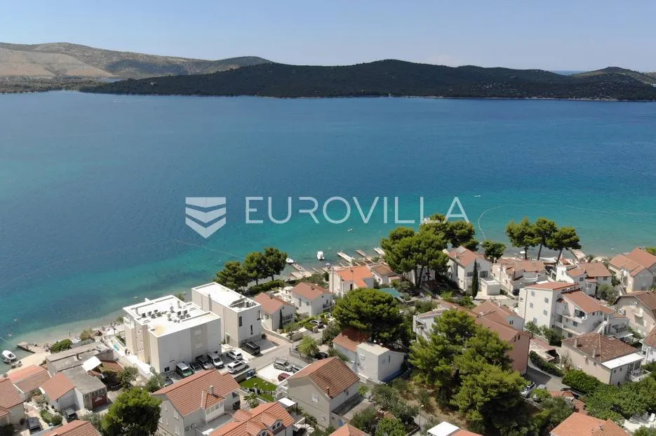 žaborić, prekrasan trosoban stan na samoj plaži, 121,99 m² - slika 30