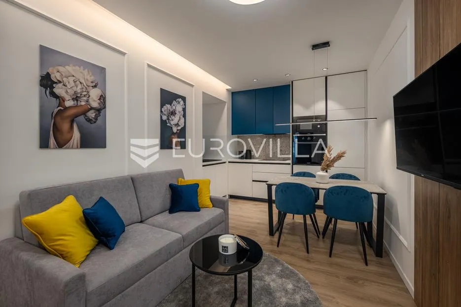 rijeka, centar, novouređen luksuzan stan nkp 98 m2 s tri apartmana - slika 2