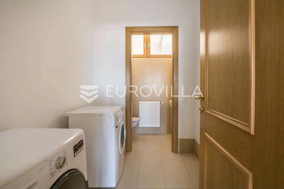 šestinski vrh, četverosoban stan 130 m², za najam - slika 14