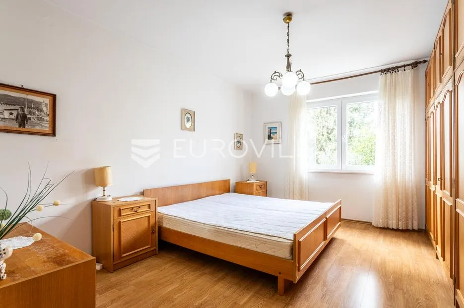 trogir, komforan jednosobni stan ukupne površine 71 m² - slika 8