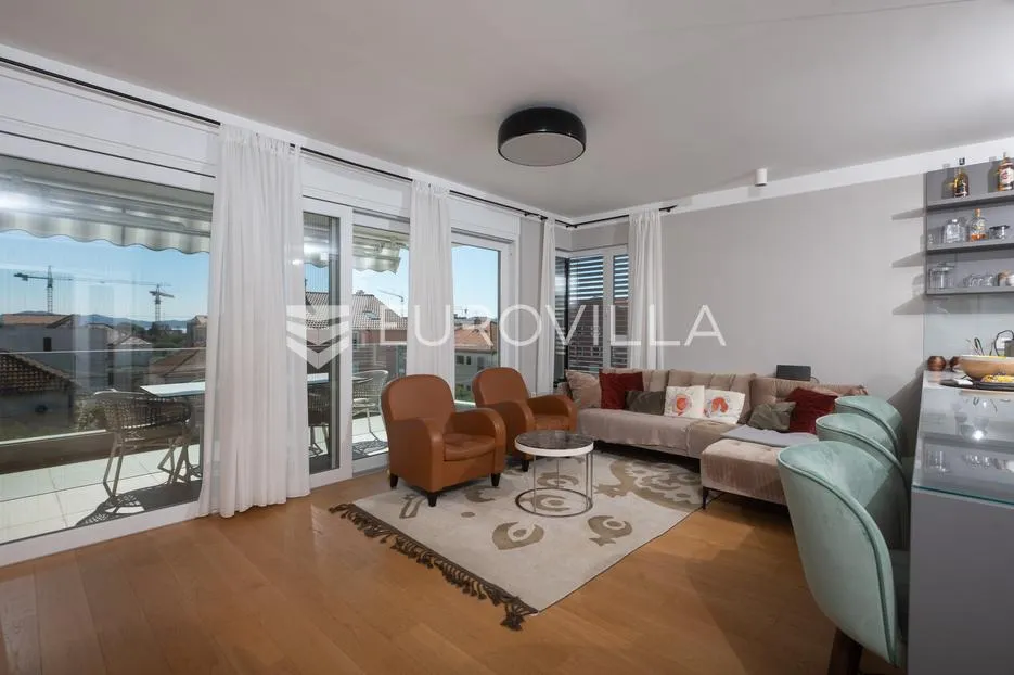 zadar, borik, luksuzan penthouse površine 137,26 m² s terasama na top lokaciji - slika 6