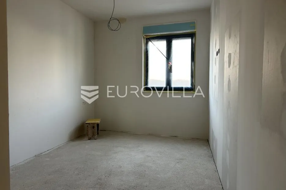 kaštel lukšić, dvosoban stan u prizemlju neto korisne površine 59,22 m² - slika 14