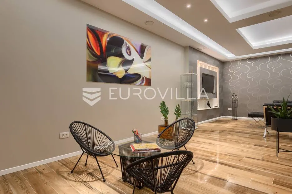 rovinj, rovinjsko selo, prekrasna villa s wellnessom i bazenom, 224 m² - slika 94