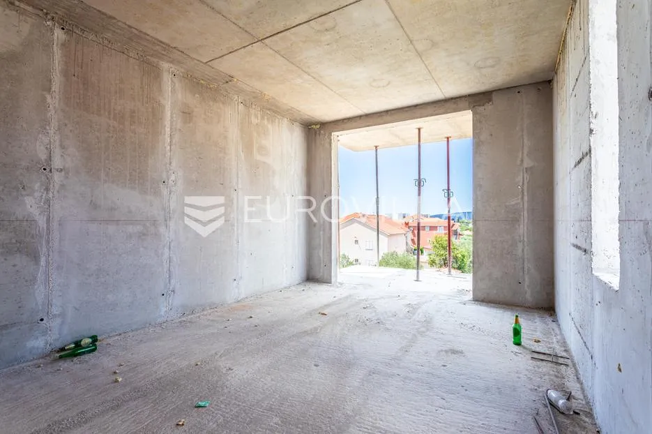 trogir, jednosoban stan u neposrednoj blizni centra grada - slika 2