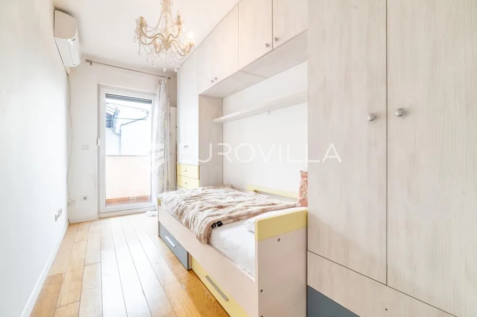zagreb, lašćina, kuća 160 m² s parkirnim mjestima i vrtom - slika 5