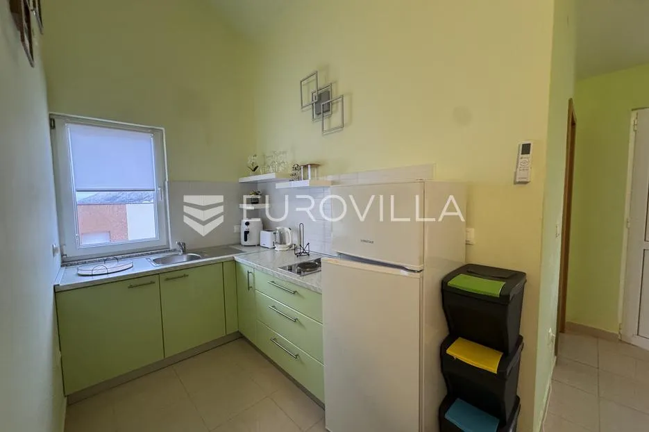 pag, vodice, kuća s 5 apartmana na top lokaciji - slika 22