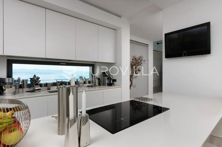 opatija, oprić, ekskluzivna vila 375 m² s panormaskim pogledom, bazenom i saunom - slika 18